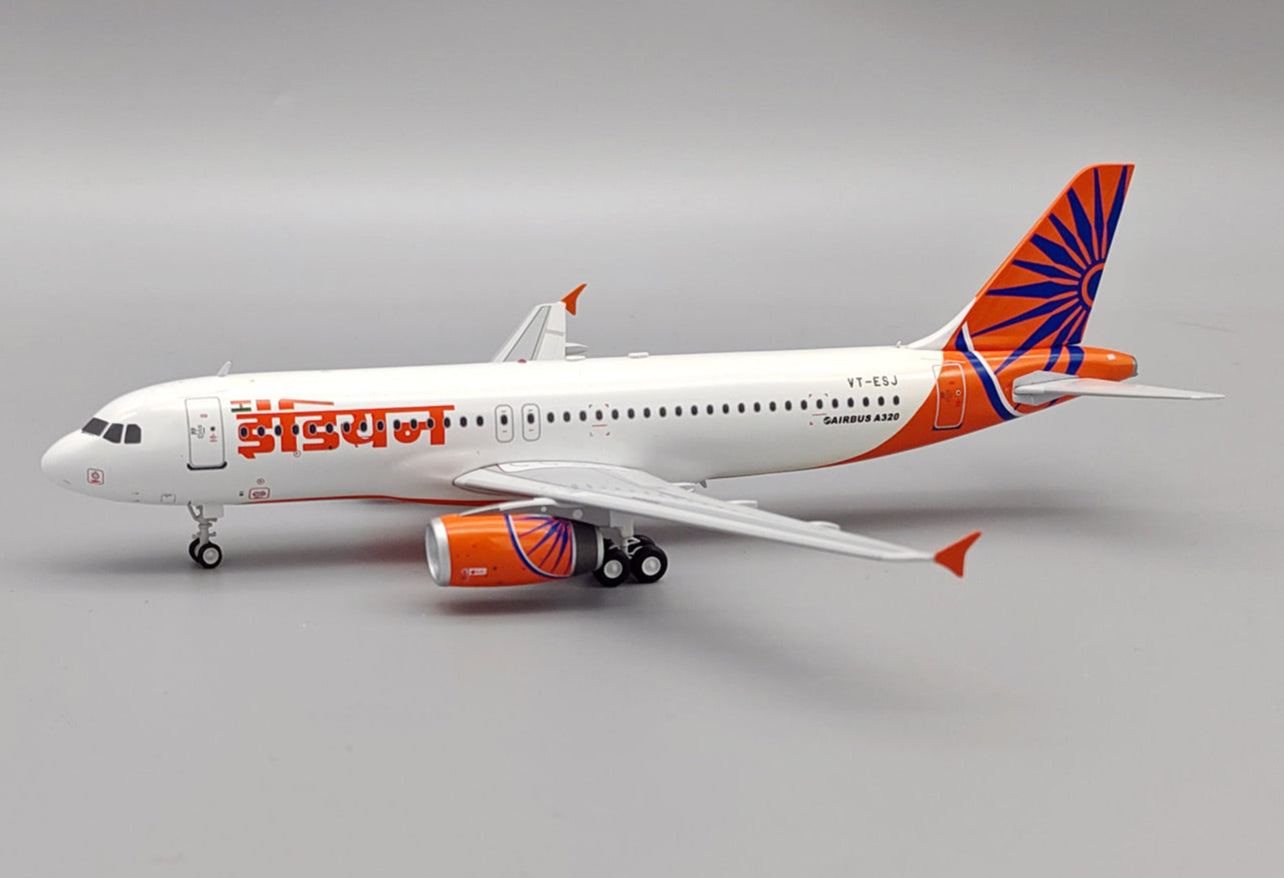 Indian Airlines / A320-200 / VT-ESJ / IF320IC1023 / 1:200 elaviadormodels