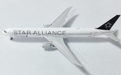 United Airlines (Star Alliance) / Boeing 767-400 / N76055 / 52362 / 1:400 elaviadormodels