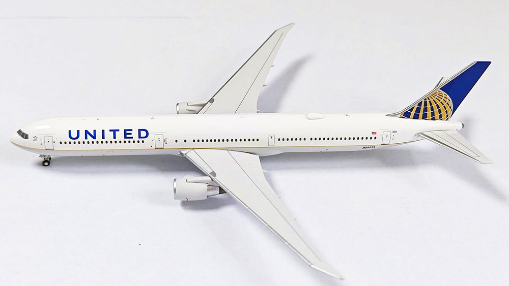 United Airlines / Boeing 767-400 / N66051 / 62419 / 1:400 elaviadormodels