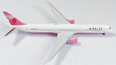Delta Airlines (Pink Livery) / Boeing 767-400 / N845MH / 62421 / 1:400 elaviadormodels