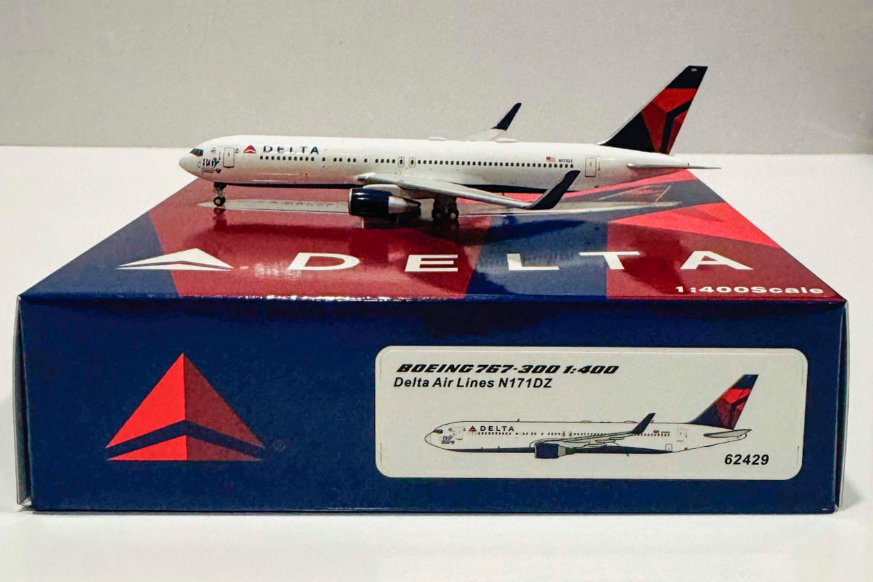 Delta Air Lines / B767-300ER / N171DZ / 62429 / elaviadormodels