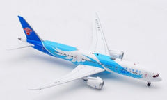 China Southern Airlines / Boeing 787-9 Dreamliner rolling detachable / B-1128 / AV4170 / 1:400 elaviadormodels