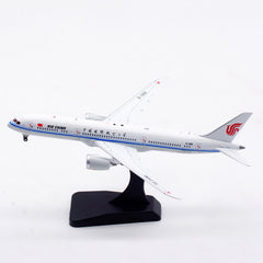 Air China / Boeing 787-9 Dreamliner rolling detachable / B-1368 / AV4171 / 1:400 elaviadormodels