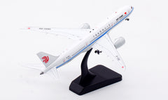 Air China / Boeing 787-9 Dreamliner rolling detachable / B-1368 / AV4171 / 1:400 elaviadormodels
