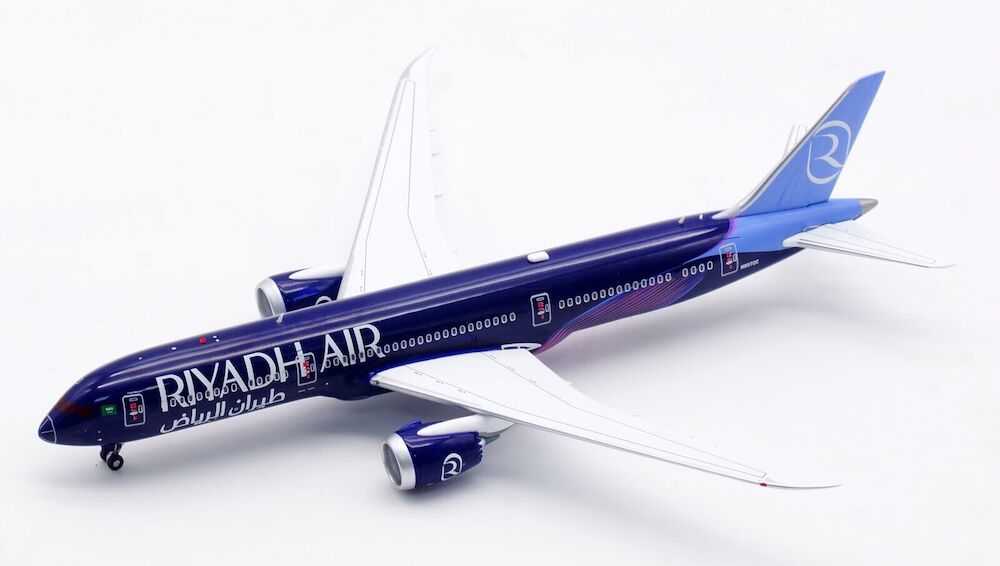 Riyadh Air / Boeing 787-9 Dreamliner rolling detachable / N8572C / AV4173 / 1:400 elaviadormodels