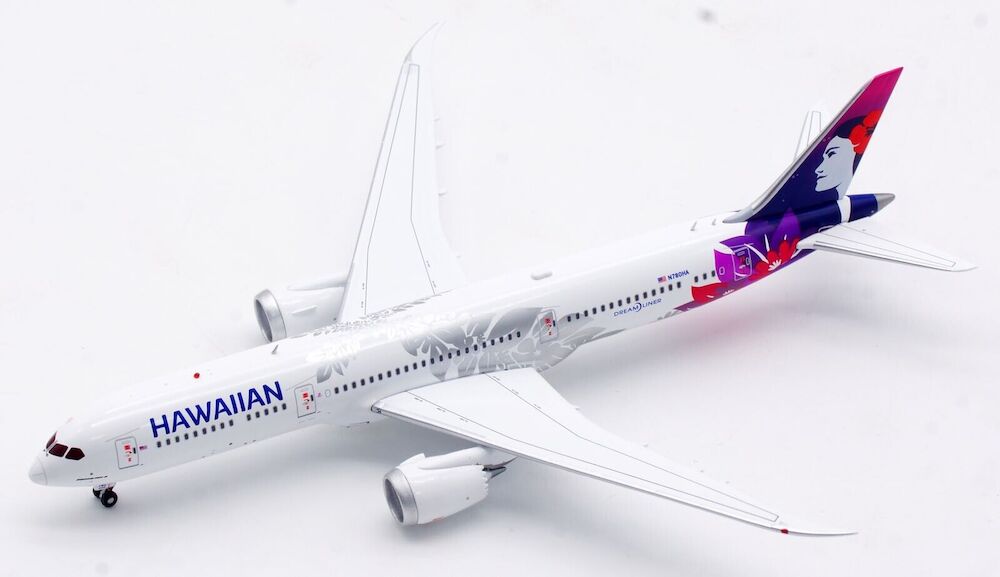 Hawaiian Airlines / Boeing 787-9 Dreamliner rolling detachable / N780HA / AV4174 / 1:400 elaviadormodels