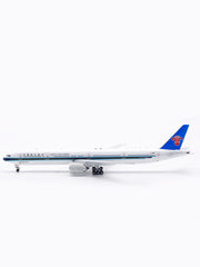 China Southern Airlines / Boeing 777-300ER / B-7588 / AV4178 / 1:400 elaviadormodels