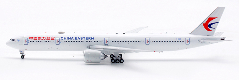 China Eastern Airlines / Boeing 777-300ER / B-2023 / AV4180 / 1:400 elaviadormodels
