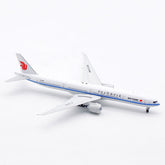 Air China / Boeing 777-300ER / B-2085 / AV4181 / 1:400 elaviadormodels