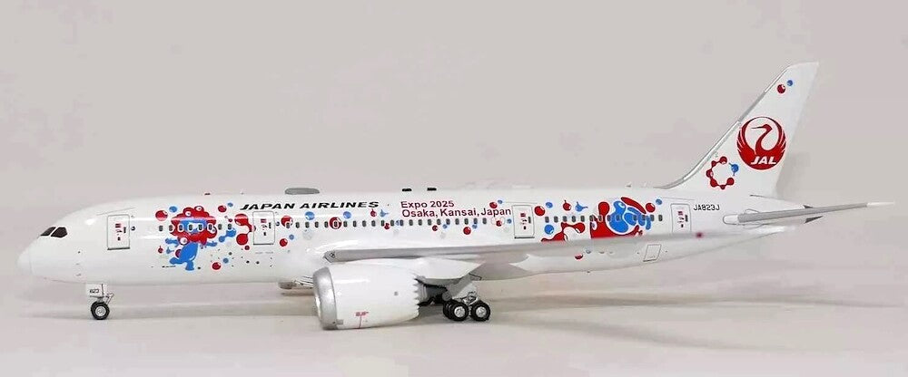 Japan Airlines / Boeing 787-8 Dreamliner / JA823J / AV4264 / 1:400 elaviadormodels