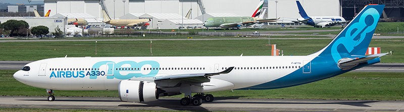Airbus House Color / Airbus A330-941 / F-WTTN / AV4421 / 1:400 elaviadormodels