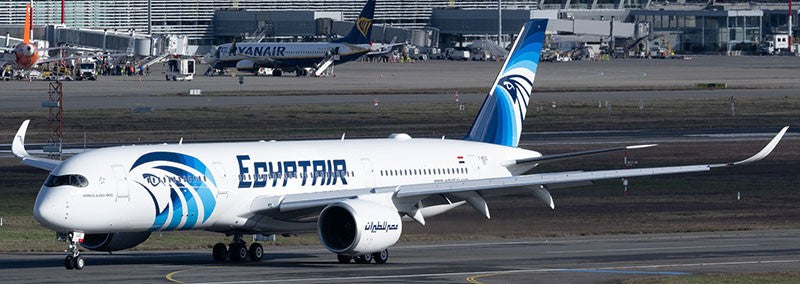 Egyptair / Airbus A350-941 / SU-GGE / AV4432 / 1:400 elaviadormodels