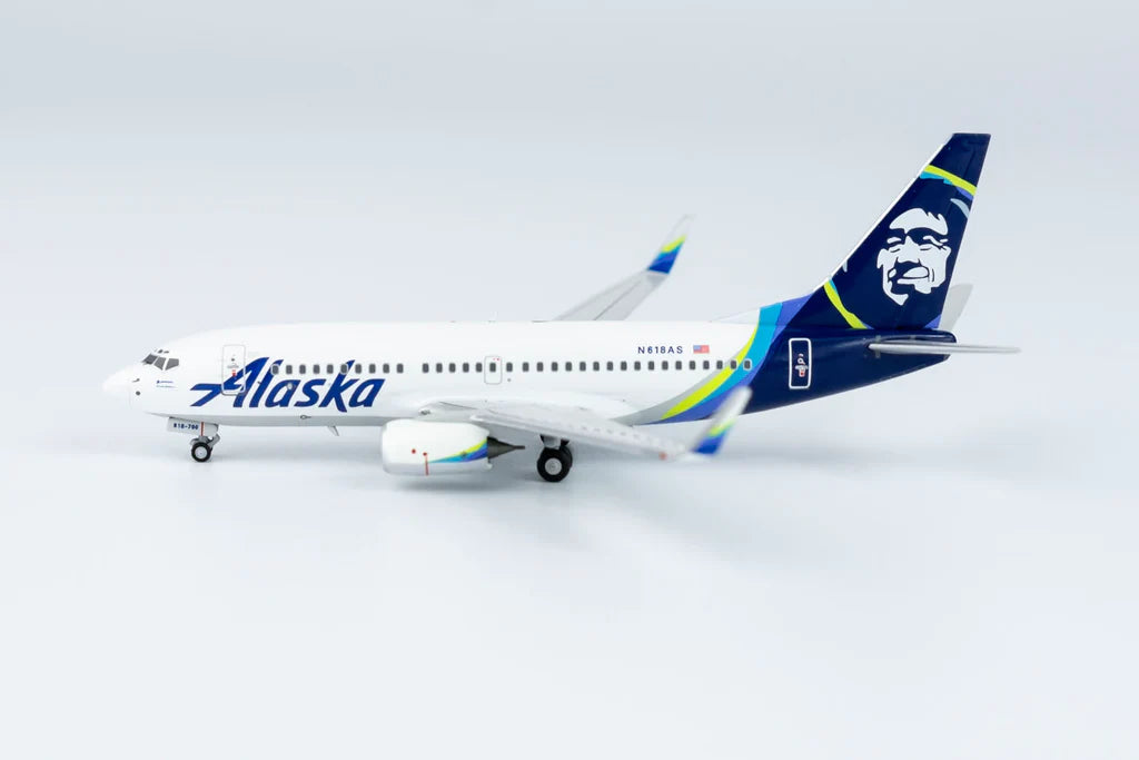 Alaska Airlines Boeing B 737-700 / N618AS / 77017 / 1:400 elaviadormodels