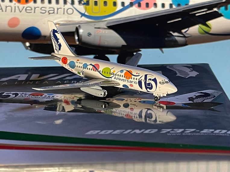 Aviacsa / Boeing B737-200 / XA-NAK / EAV400-NAK / 1:400 elaviadormodels