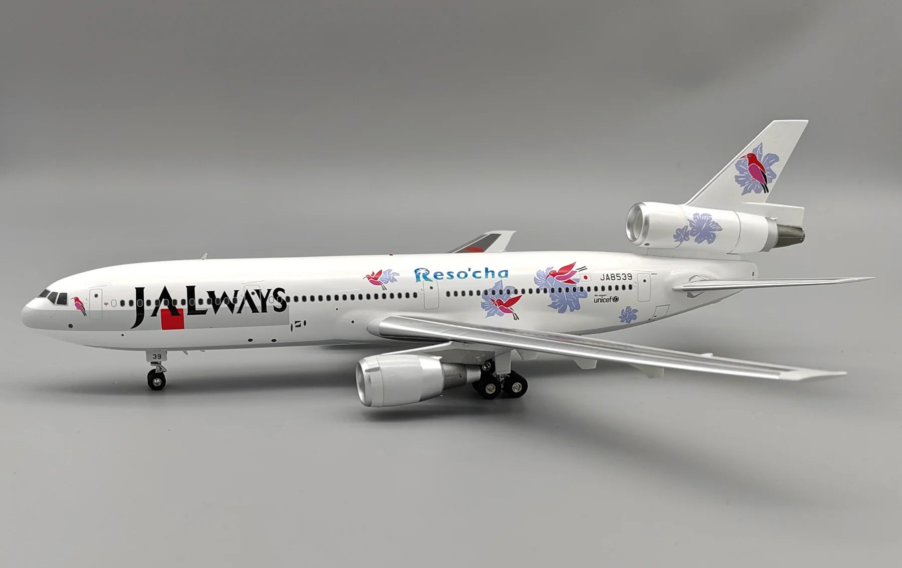 JALways - Reso`cha / Mc Donnell Douglas DC-10-40 / JA8539 / B-104-JAZ-539 / 1:200 elaviadormodels