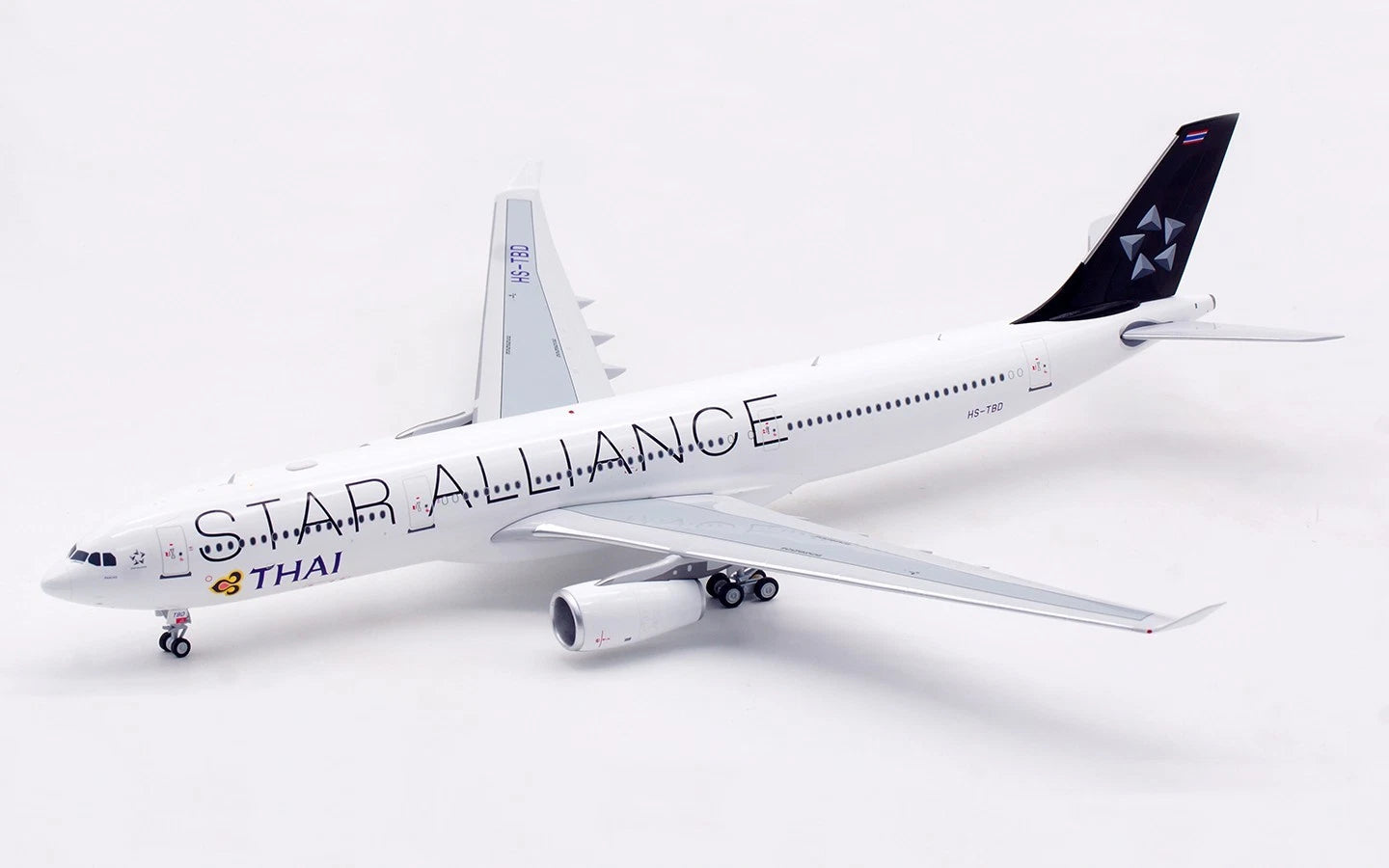 Thai Airways (Star Alliance livery) / Airbus A330-300 / HS-TBD / B-333-TG-TBD / 1:200