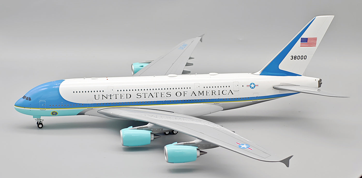 USAF - United States of America / Airbus A380 / 38000 / B-380-USAF / 1:200 elaviadormodels