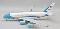 USAF - United States of America / Airbus A380 / 38000 / B-380-USAF / 1:200 elaviadormodels