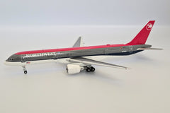 Northwest Airlines / Boeing B757-200 / N528US / B-752-NW-0525 / 1:200