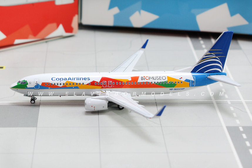 Copa Airlines / Boeing B737-800 / HP-1825CMP / EAV400-1825 / 1:400 elaviadormodels