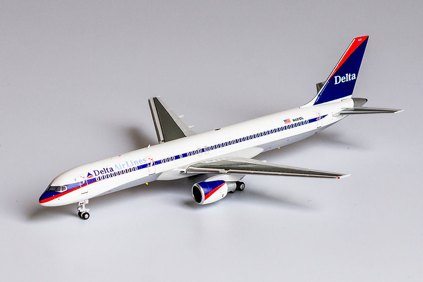 Delta Air Lines / Boeing B757-200 / N601DL  / 53170 / 1:400 elaviadormodels