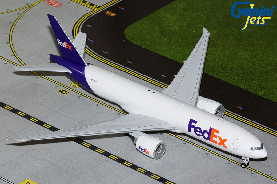 FedEx / Boeing 777F / N895FD / G2FDX1376 / 1:200 elaviadormodels
