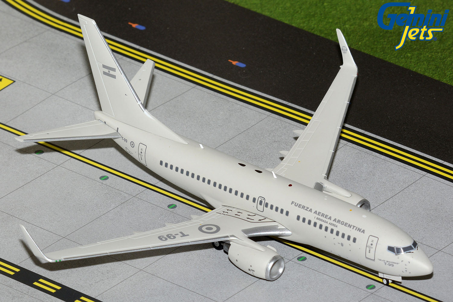 Argentine Air Force / Boeing B737-700 / T-99 / G2FUA1167 / 1:200 elaviadormodels