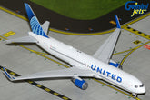 United Airlines / Boeing B767-300ER / N670UA / GJUAL2227 / 1:400