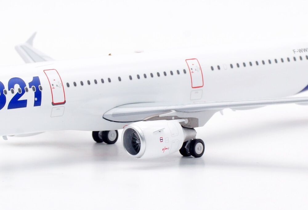 Airbus (House livery) / Airbus A321-111 / F-WWIB / IF321HOUSE / 1:200 elaviadormodels