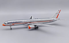 American Airlines / B757-223 / N679AN / IF752AA0723P / 1:200 elaviadormodels