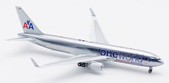American Airlines (One World livery) / Boeing 767-300 / N395AN / IF763AA0323P / 1:200 elaviadormodels