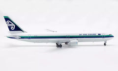 Air New Zealand / Boeing 767-300 / ZK-NCH / IF763NZ0423 / elaviadormodels