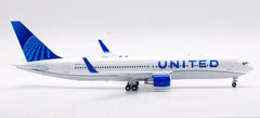 United Airlines / Boeing 767-300 / N671UA / IF763UA0425 / 1:200 elaviadormodels