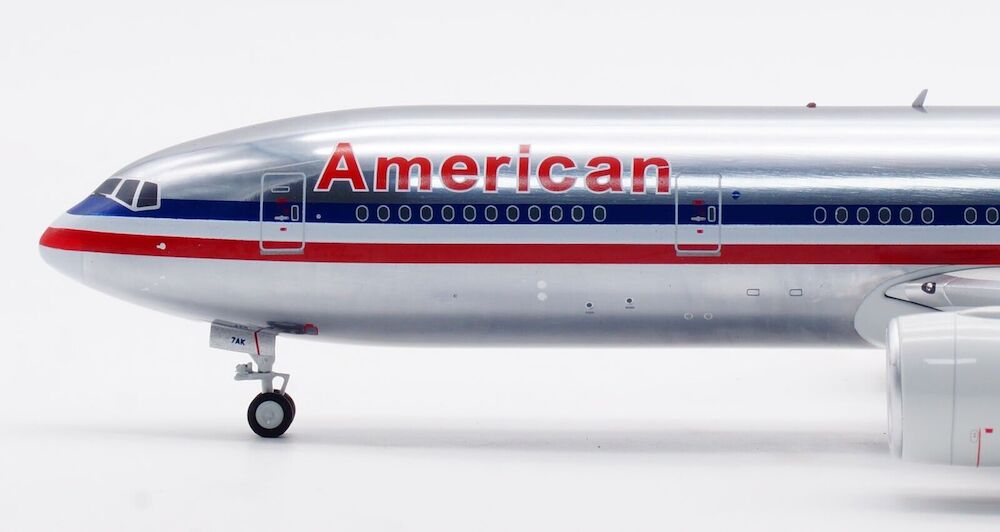American Airlines / Boeing 777-200 / N779AN / IF772AA0922P / 1:200 elaviadormodels