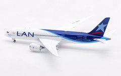 LAN Airlines / Boeing 787-8 Dreamliner / CC-BBA / IF788LAN001 / elaviadormodels