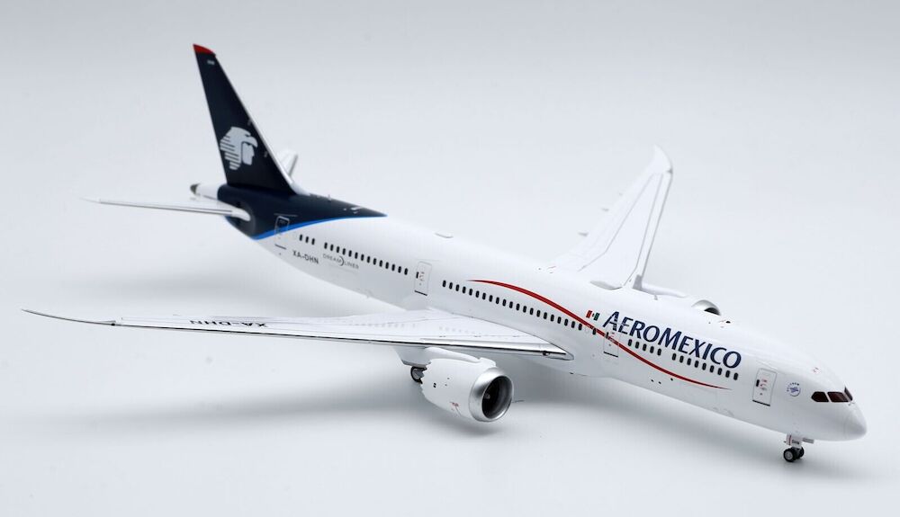 Aeromexico / Boeing 787-9 / XA-DHN / IF789AM1023 / 1:200 elaviadormodels
