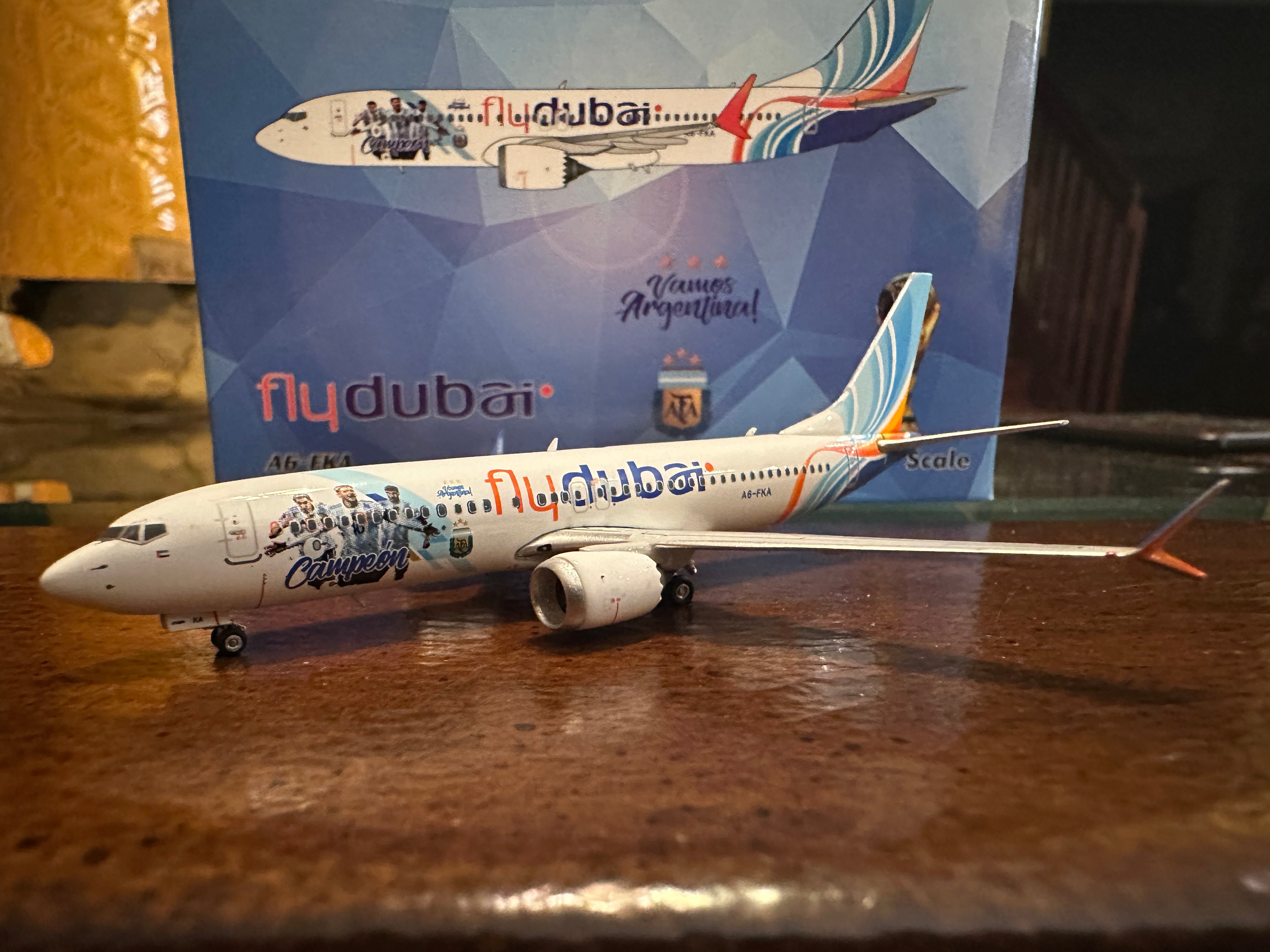 Flydubai / Boeing 737 MAX 8 / A6-FKA / PH4FDB2360 / 1:400 elaviadormodels