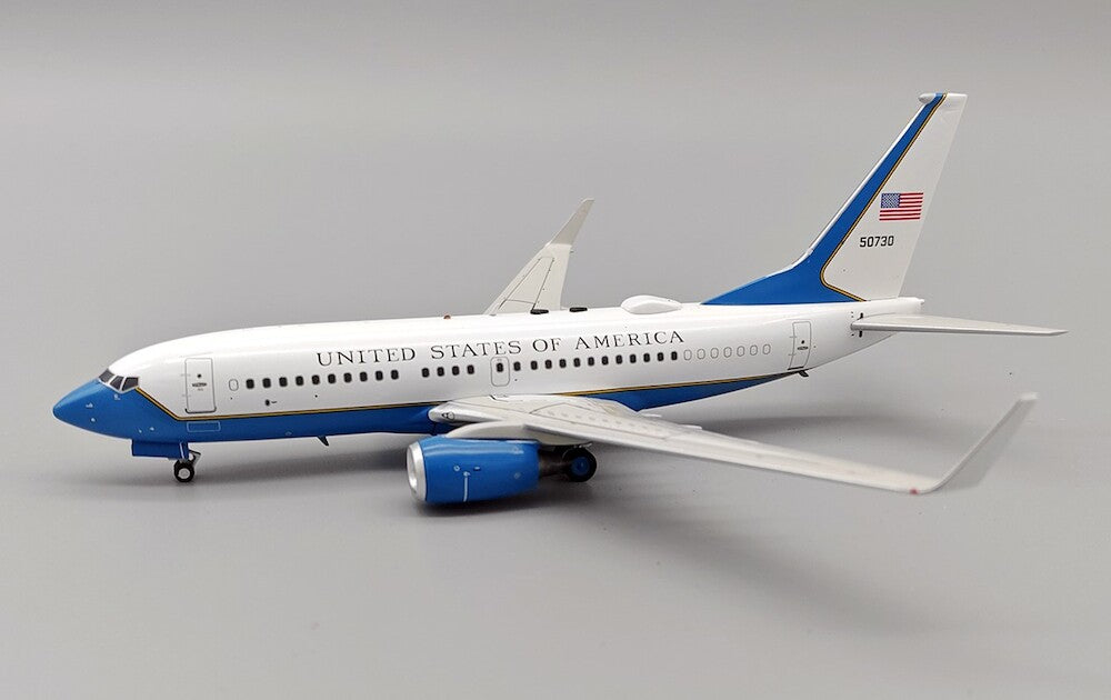 USAF / Boeing C-40C / 05-0730 / JF-737-7-007 / 1:200 elaviadormodels