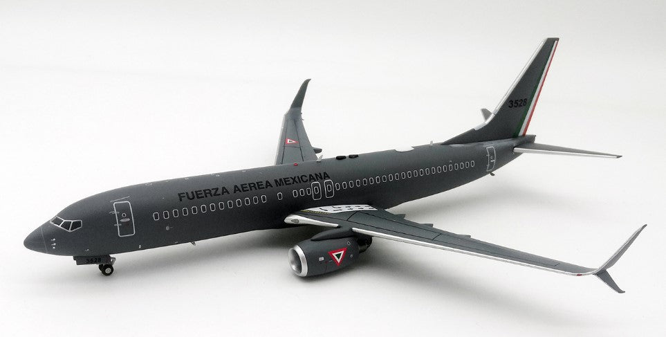 Mexico Air Force / B737-800 / 3528 / JF-737-8-002 / 1:200 elaviadormodels