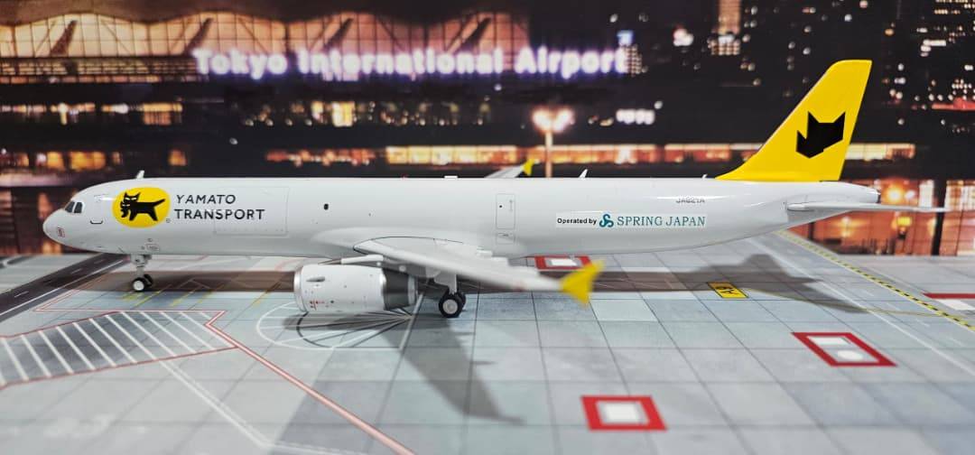 Yamato Transport (Spring Japan) / A321-231(P2F) / JA82YA / JF-A321-047L / elaviadormodels