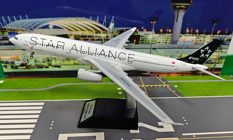 Air China / Airbus A330-300 "Star Alliance" / B-6101 / KJ-A333-218 / 1:200 elaviadormodels