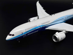 Boeing / Boeing 787-8 Dreamliner / N787BX / KJ-B788-106 / 1:200 elaviadormodels