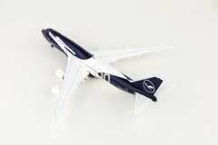 Lufthansa (100 Years Livery) / Boeing 747-8 / D-ABYN / L2355 / 1:200