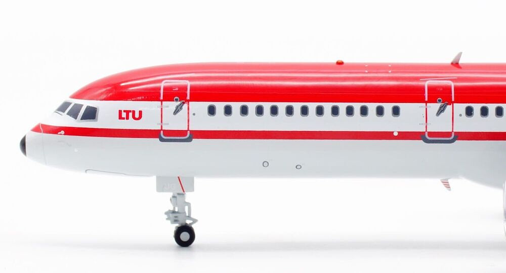 LTU / Boeing 757-200 / D-AMUG / IF752LT0521 / 1:200