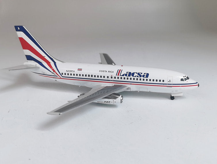 Lacsa / Boeing B737-200 / N239TA / EAV239TA / 1:200 elaviadormodels