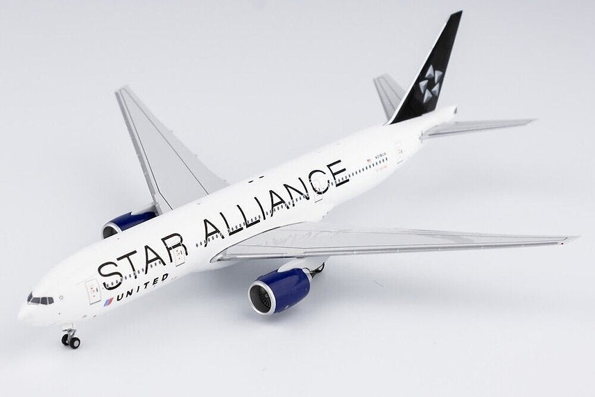 United Airlines Star Alliance 777-200R N218UA / 72021 / 1:400 elaviadormodels