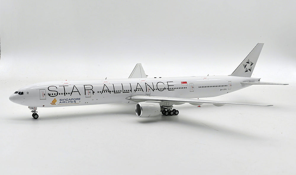 Singapore Airlines “Star Alliance” / Boeing 777-300 / 9V-SYL / WB-777-3-021 / 1:200 elaviadormodels