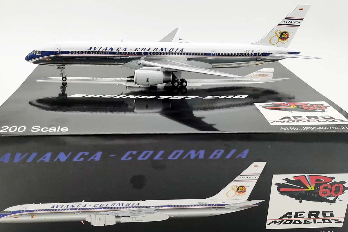 Avianca / Boeing B757-200 / N321LF / JP-60-AV-752-21 / 1:200 elaviadormodels.com