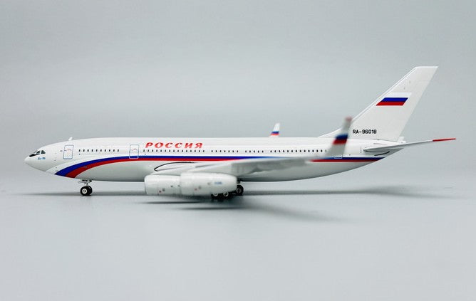 Rossiya / Ilyushin IL-96 / RA-96018 / 12053 / 1:400