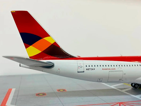 Avianca / Airbus A330-200 / N973AV / JP60-332-AV-973AV / 1:200 *LAST RESTOCK*